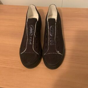 red Black Women’s Shoes